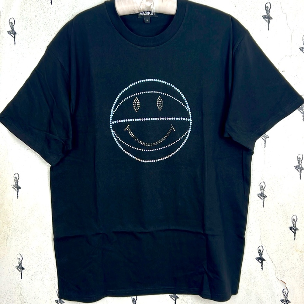 Market Graphic T Shirt Sz. XL shirt unisex MKT black smiley face rhinestones